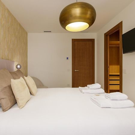 Plaza Del Siglo Suites & Boutique Apartments By Caleta Homes Málaga Eksteriør bilde