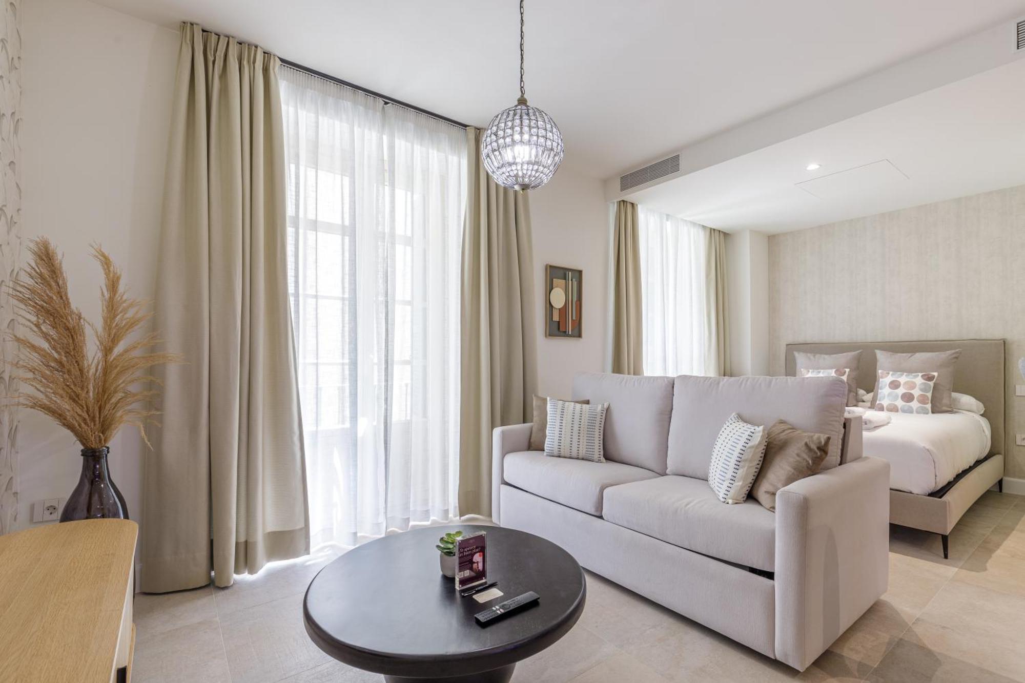 Plaza Del Siglo Suites & Boutique Apartments By Caleta Homes Málaga Eksteriør bilde